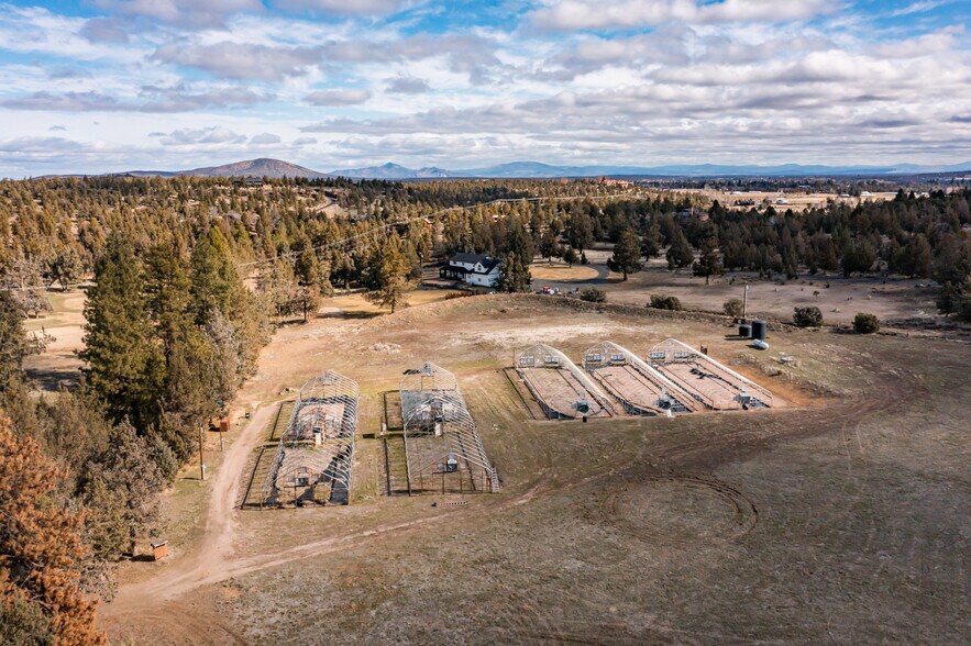 More Photos Of 65320 US 20, Bend Winery Vineyard For Sale