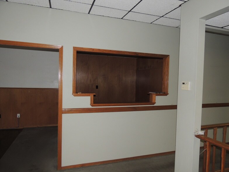 More Photos Of 150 3rd St, Lakeport General Retail For Lease