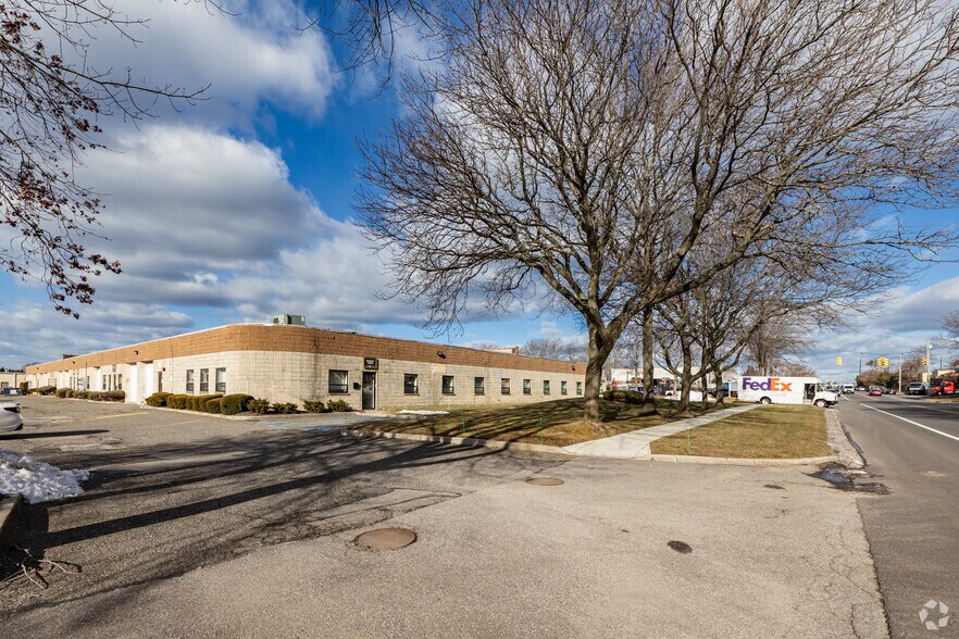 More Photos Of 66 S 2nd St, Bay Shore Warehouse For Lease