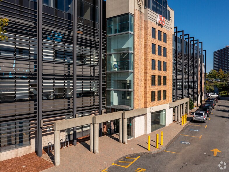 More Photos Of 185 Alewife Brook Pky, Cambridge Office For Lease