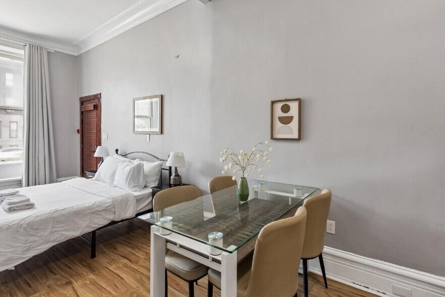 More Photos Of 1611 S Broad St, Philadelphia Specialty For Sale