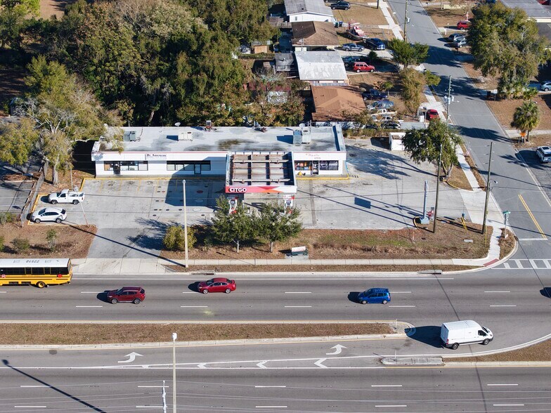 More Photos Of 8431-8433 E Colonial Dr, Orlando Service Station For Lease