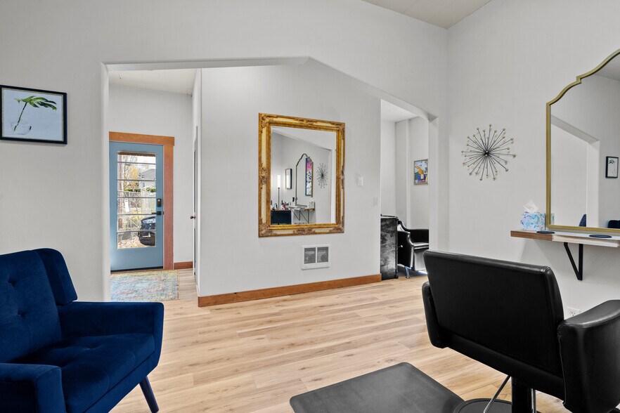 More Photos Of 215-225 N Main St, Mount Angel Freestanding For Sale