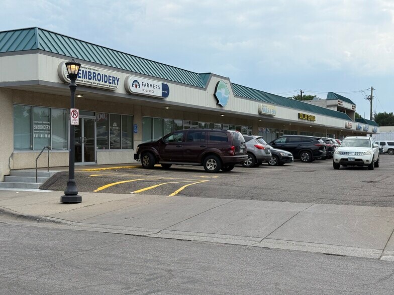 More Photos Of 1546 White Bear Ave N, Saint Paul General Retail For Sale