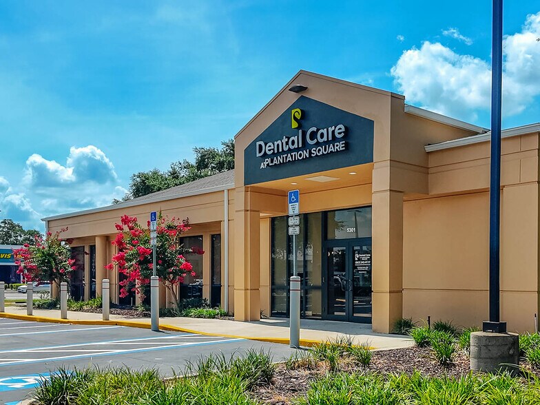 More Photos Of 5301 N Socrum Loop Rd, Lakeland Medical For Sale