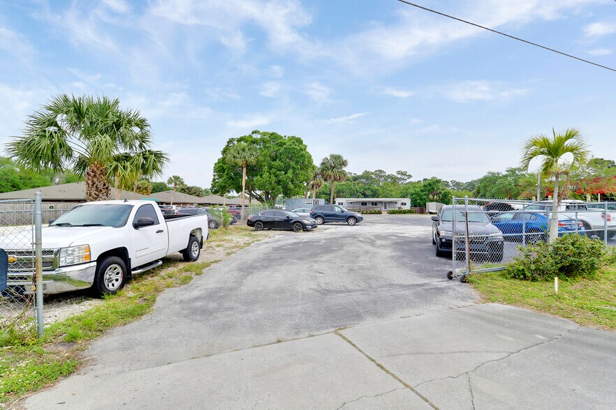 More Photos Of 10720 S Us-1 Hwy, Port Saint Lucie Auto Dealership For Sale