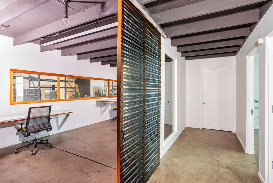 More Photos Of 2336 N Randolph Ave, Portland Unknown For Lease