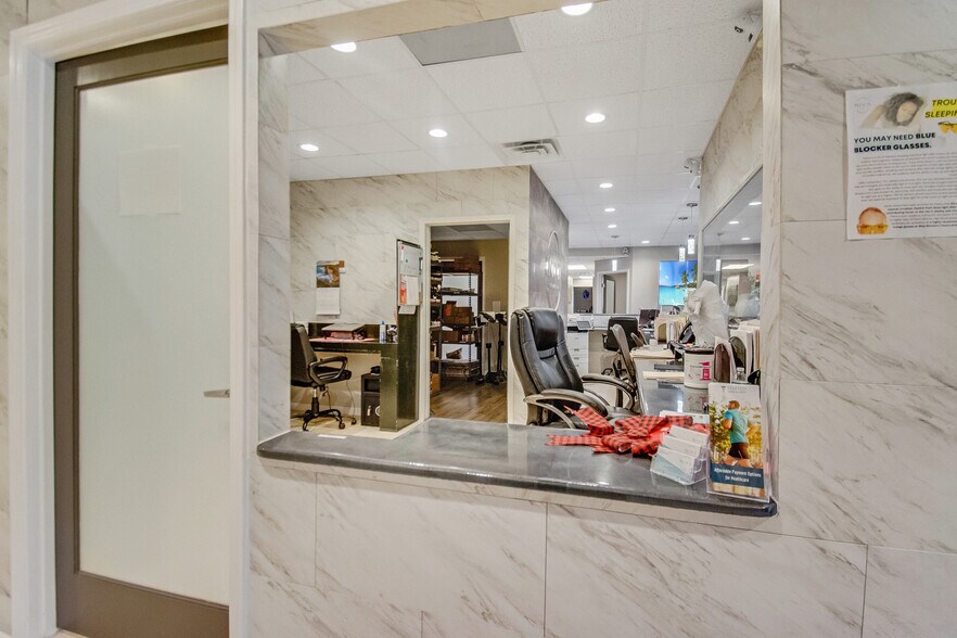 More Photos Of 4540 Southside Blvd, Jacksonville Medical For Sale