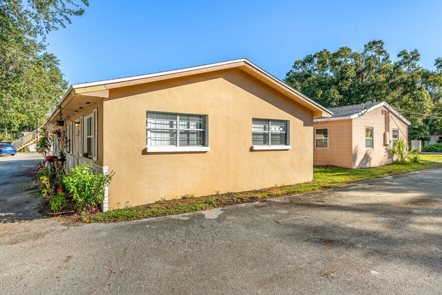 More Photos Of 85-89 NW Irwin Ave, West Melbourne Apartments For Sale