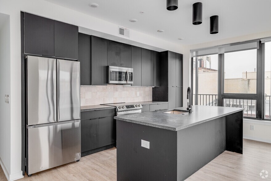 More Photos Of 500 N 13th St, Philadelphia Multifamily For Sale