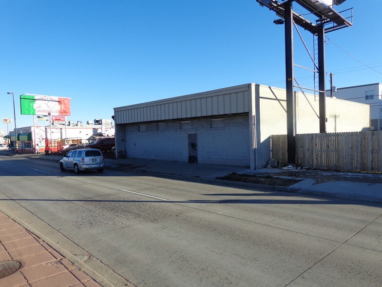 More Photos Of 3188 W Alameda Ave, Denver Warehouse For Lease