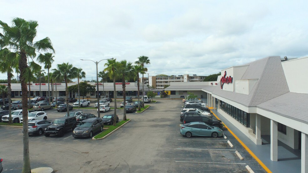 More Photos Of 5021-5101 W Okeechobee Blvd, West Palm Beach Unknown For Lease