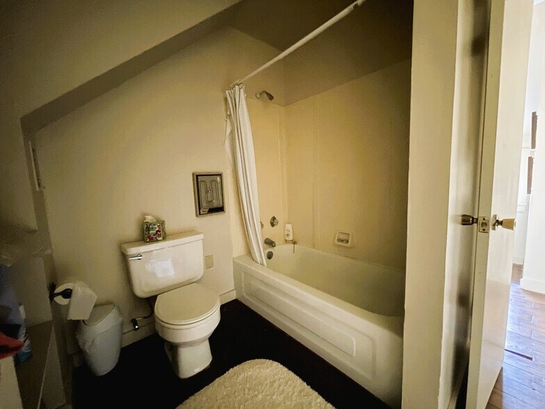 More Photos Of 1400 Greer ln, Burnet Land For Sale