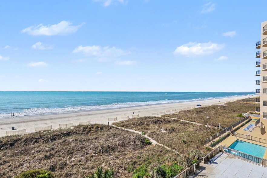 More Photos Of 1415 S Ocean Blvd, North Myrtle Beach Hotel For Sale