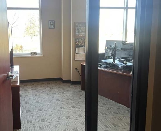 More Photos Of 3913-3919 W Prospect Ave, Appleton Office For Lease