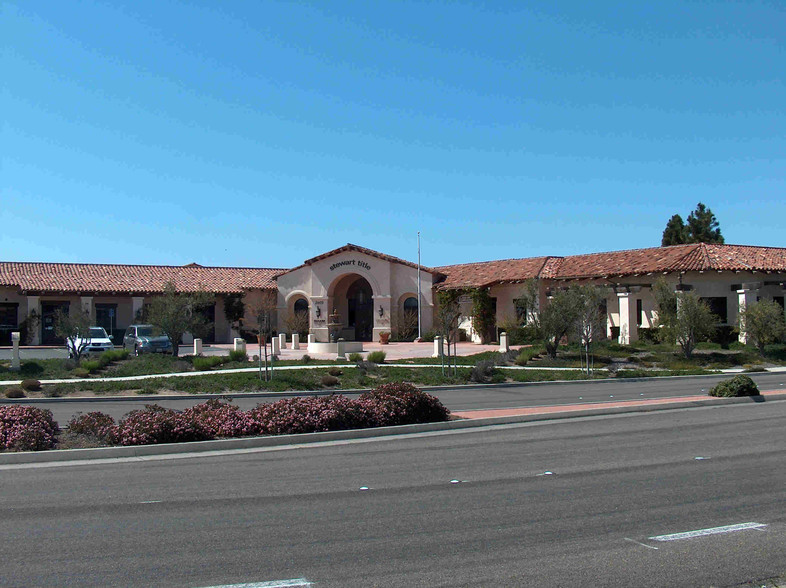 Primary Photo Of 2605 S Miller St, Santa Maria Medical For Lease