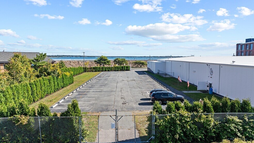 More Photos Of 11 David St, New Bedford Warehouse For Lease