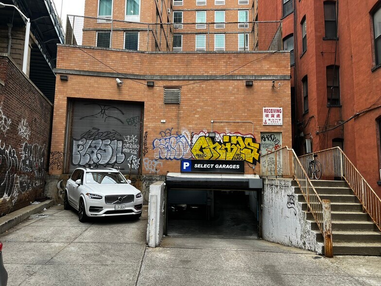 More Photos Of 148 Madison St, New York Apartments For Lease