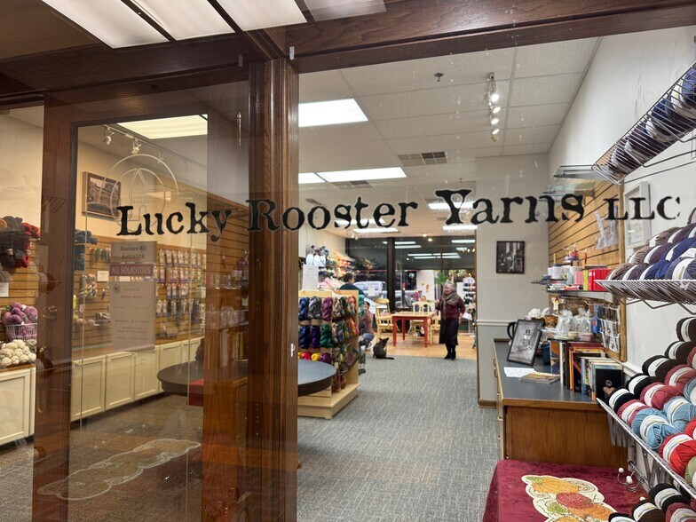 More Photos Of 100 E Park St, Olathe Office For Lease