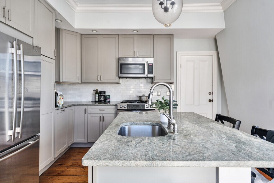 More Photos Of 453 Angell St, Providence Apartments For Sale