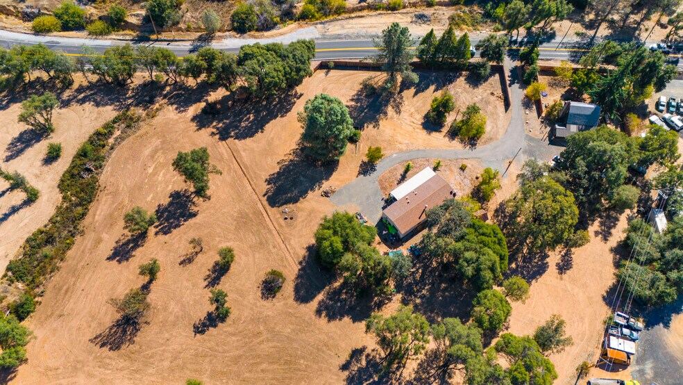 More Photos Of 19750 CA-120, Big Oak Flat Apartments For Sale