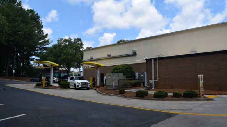 More Photos Of 12154-12156 Highway 92, Woodstock Storefront For Sale