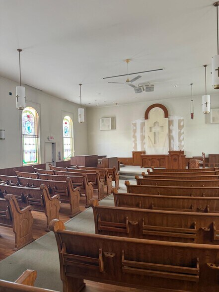 More Photos Of 15109 S Dillman St, Plainfield Religious Facility For Sale