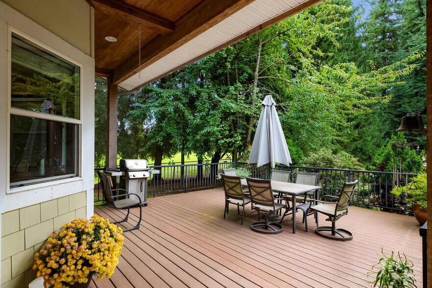 More Photos Of 918 Citadel Dr, Everson Multifamily For Sale