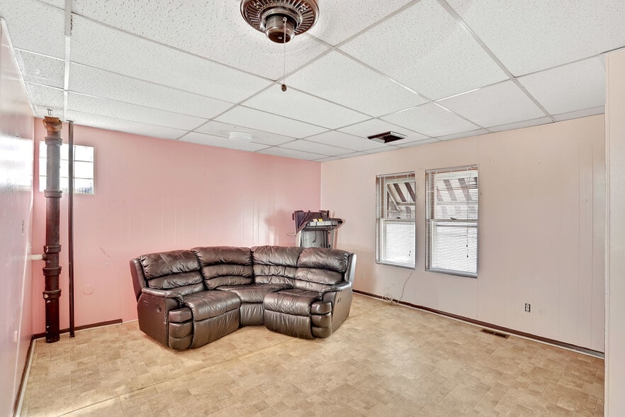 More Photos Of 245-249 Verona Ave, Newark Manufacturing For Sale