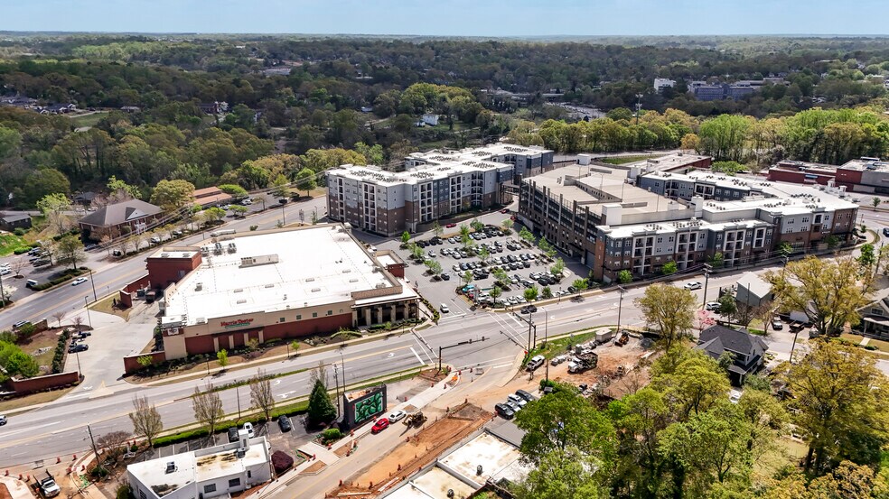 More Photos Of 51 Wade Hampton Blvd, Greenville Land For Lease
