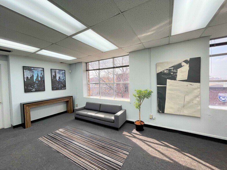 More Photos Of 1 55th Pl S, Birmingham Office For Lease