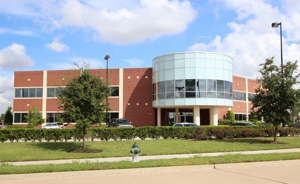 More Photos Of 1400 Creek Way Dr, Sugar Land Medical For Lease