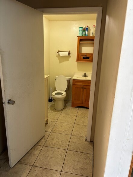 More Photos Of 3680 Investment Ln, Riviera Beach Warehouse For Sale