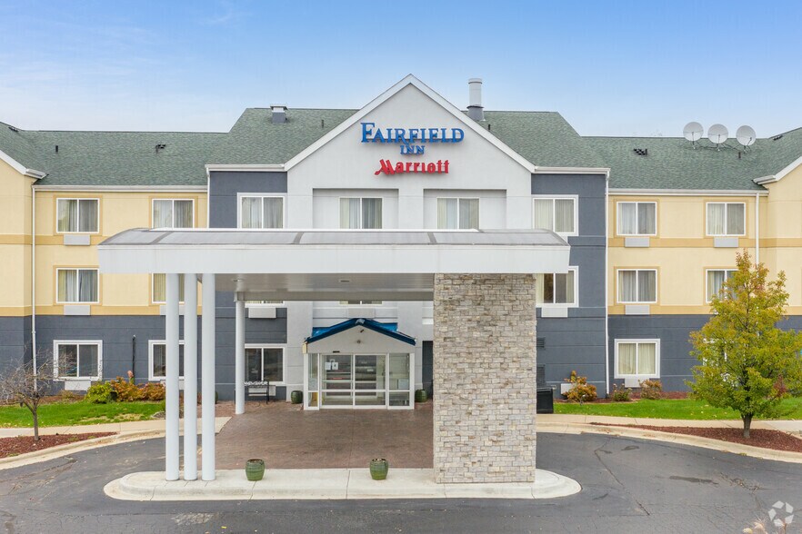 More Photos Of 6420 Cracker Barrel Blvd, Kalamazoo Hotel For Sale