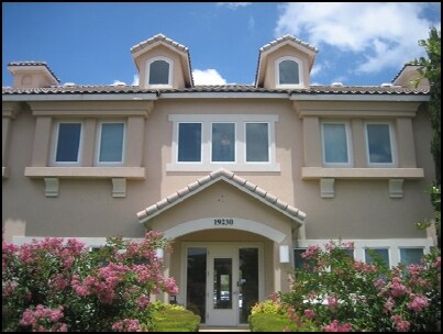 More Photos Of 19230 Stonehue, San Antonio Medical For Lease