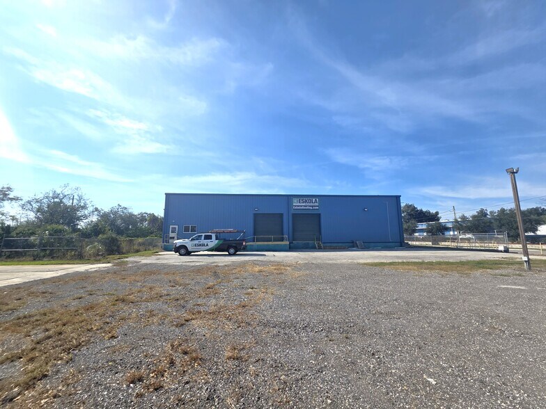 Primary Photo Of 4919 Denver St, Tampa Warehouse For Lease