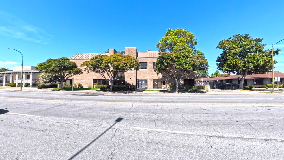 More Photos Of 2039 Forest Ave, San Jose Medical For Sale