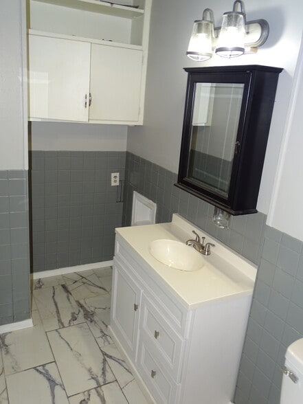 More Photos Of 519 Rock St, Shamokin Storefront Retail Residential For Sale