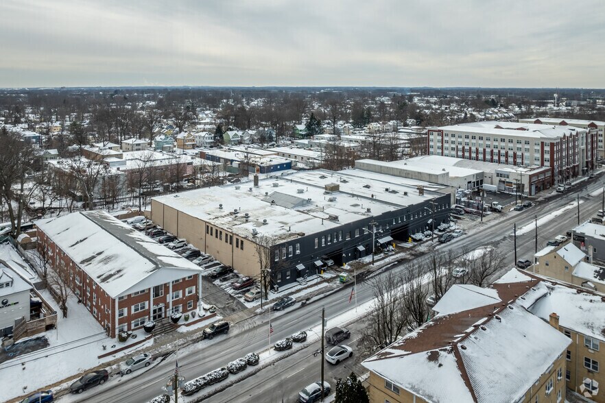 More Photos Of 180 W Westfield Ave, Roselle Park Warehouse For Lease
