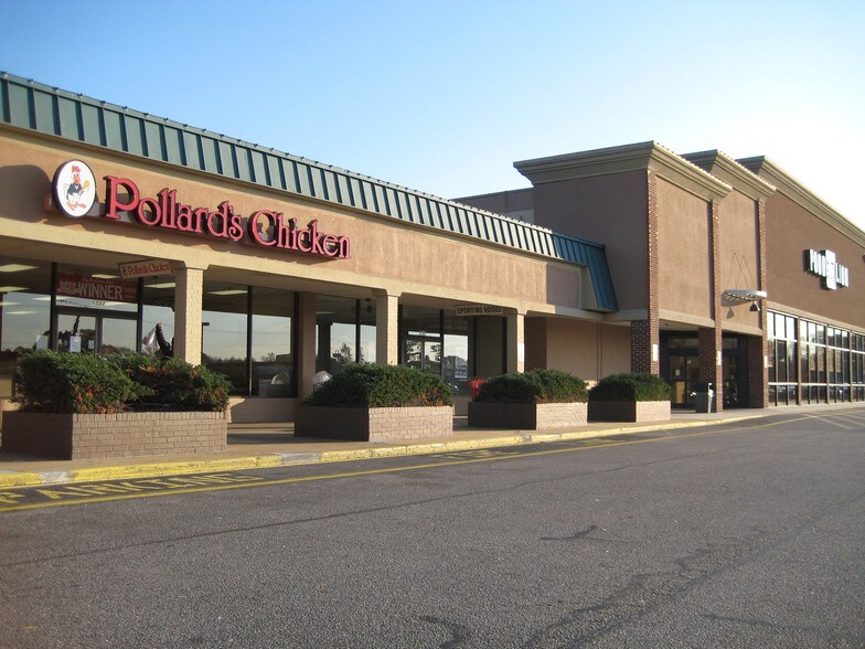 More Photos Of 6501-6571 College Park Sq, Virginia Beach Unknown For Lease