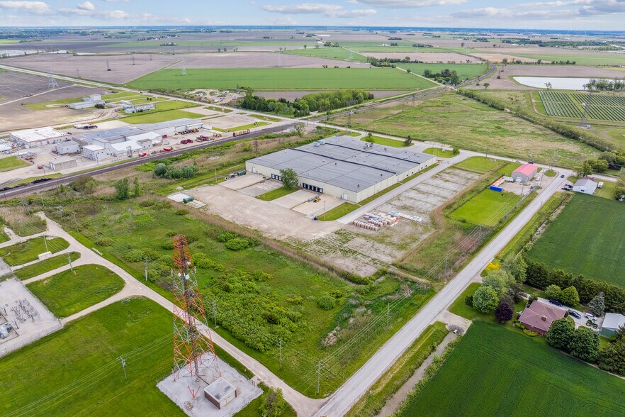 More Photos Of 189 Queen St N, Chatham-Kent Warehouse For Lease