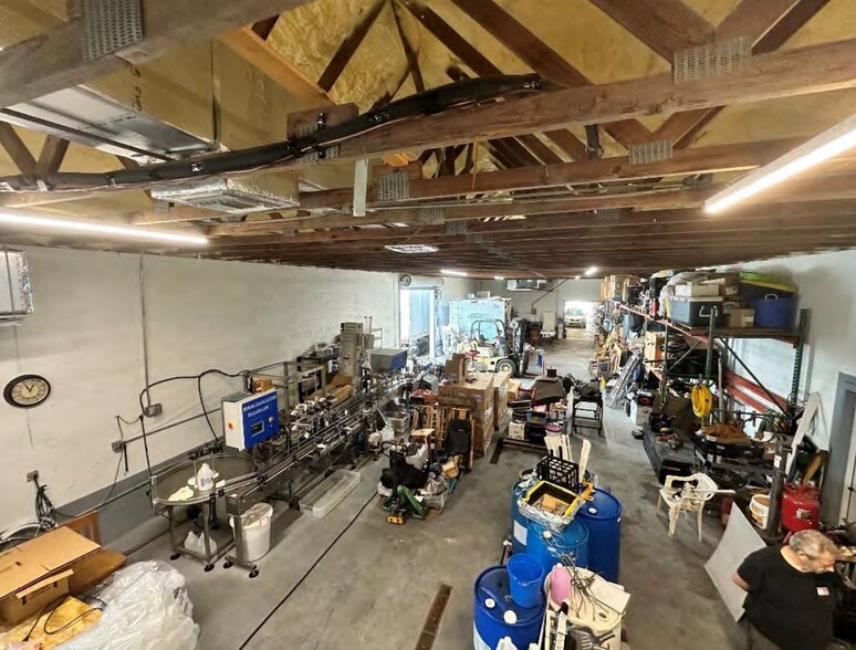 More Photos Of 6082 17th St E, Bradenton Warehouse For Sale