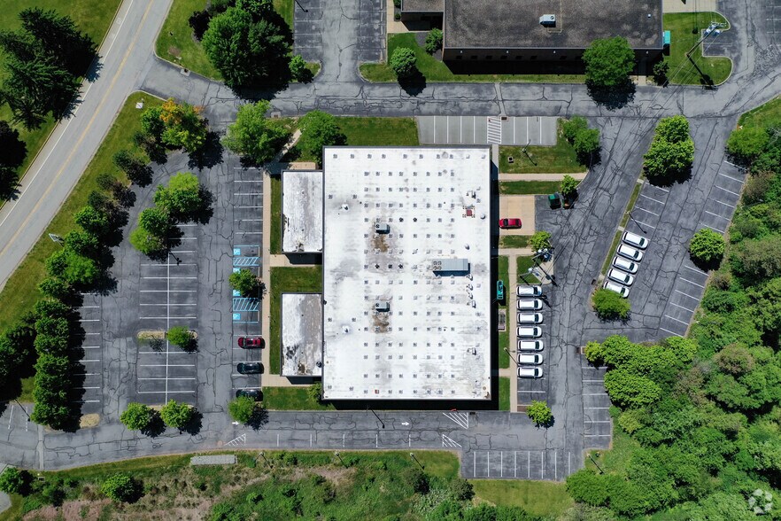 More Photos Of 267-271 Kappa Dr, Pittsburgh Research And Development For Lease