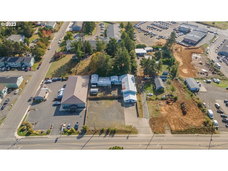 More Photos Of 1515 Newmark Ave, Coos Bay Auto Dealership For Sale