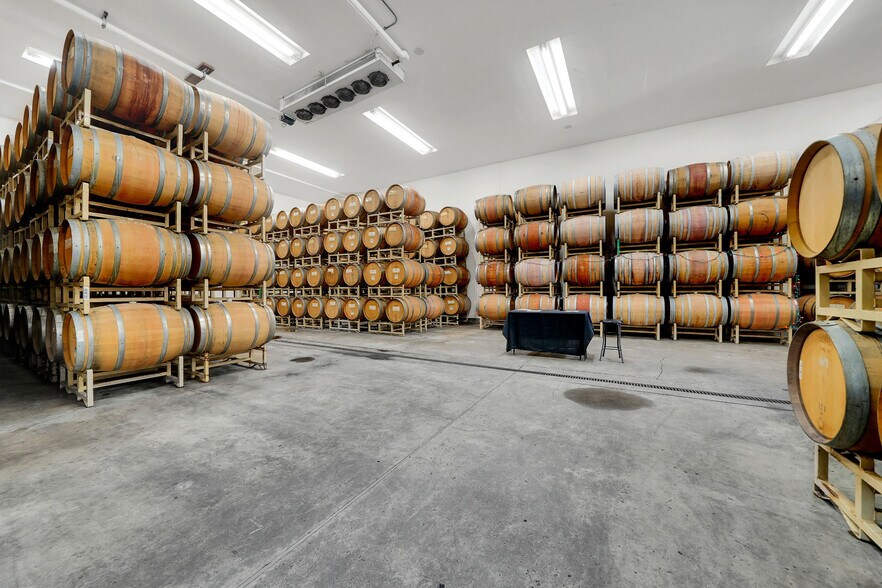 More Photos Of 5200 Di Arie Road, Mount Aukum Winery Vineyard For Sale
