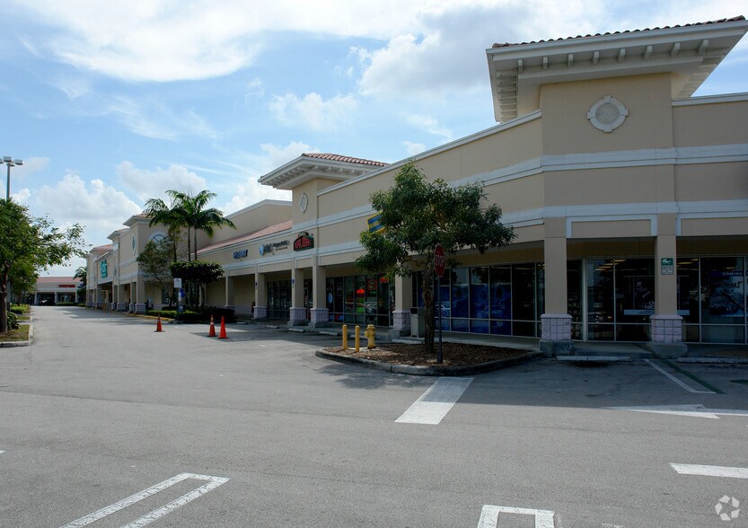 More Photos Of 16800 N Kendall Dr, Miami General Retail For Lease