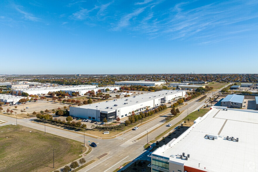 More Photos Of 6644 All Stars Ave, Frisco Warehouse For Lease