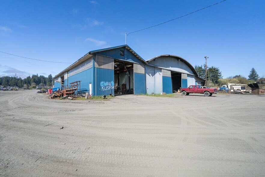 More Photos Of 93761 Hackett Ln, Coos Bay Distribution For Sale