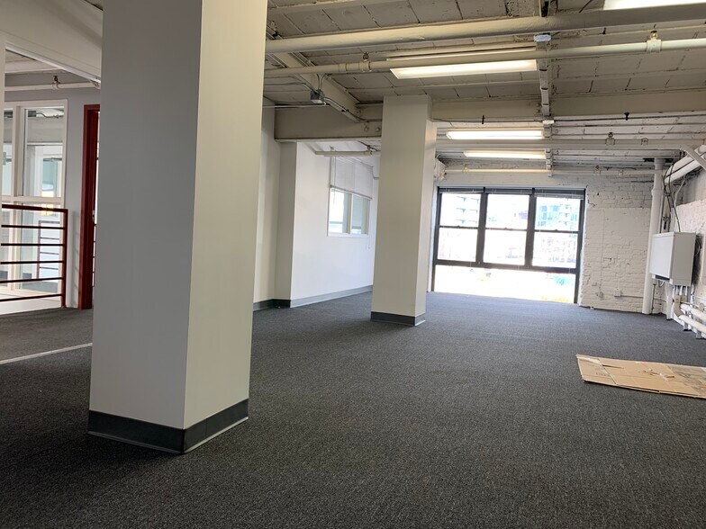 More Photos Of 1410-1440 N Kingsbury St, Chicago Manufacturing For Sale