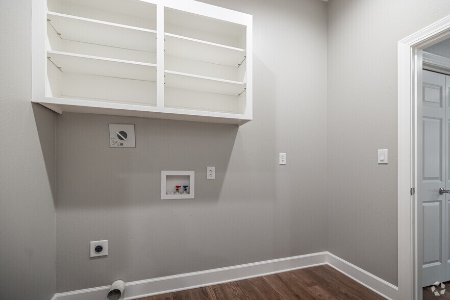 More Photos Of 4700 Randolph Rd, North Little Rock Apartments For Sale
